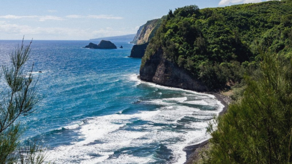 Pololū Valley Lookout