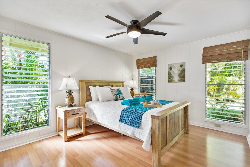 Bedroom in Hawaii