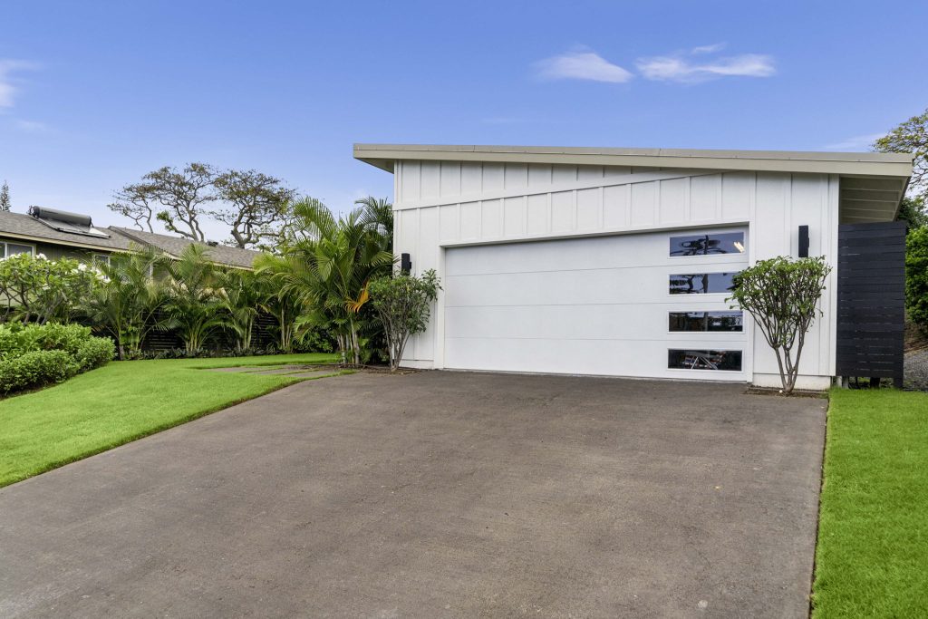 Front of Kona Heights Home