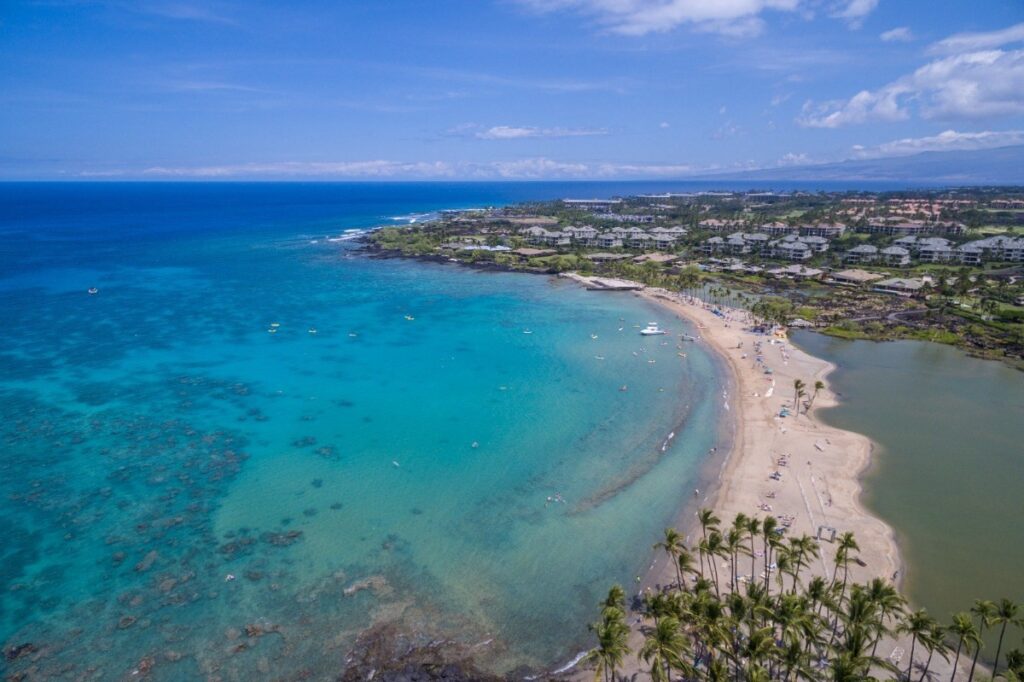 - Big Island Real Estate - Kona Realtor, Soraya Letournel modern Hawaiian architecture at Ainamalu.