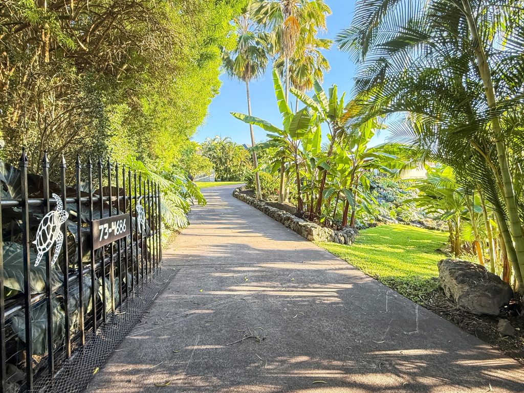 Driveway to Home in Kona Heavens