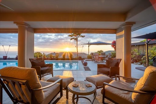- Big Island Real Estate - Kona Realtor, Soraya Letournel Luxury homes with ocean views in Bayview Estates, Hawaii.